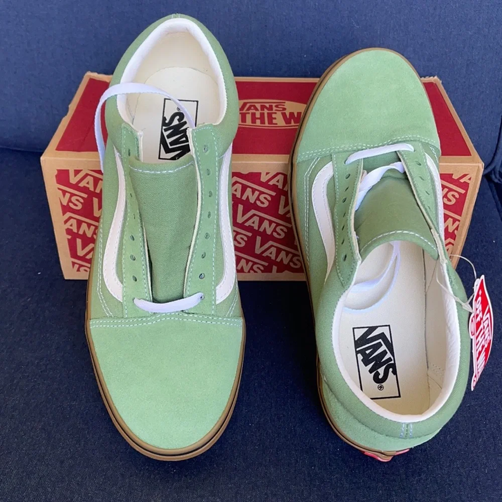 Vans Men’s Old Skool Gum Basil/True White Sneakers - Picture 14 of 16